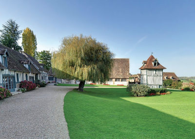 Vue panoramique sur la Grange de Bourgoult